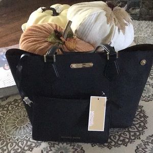 Michael Kors tote